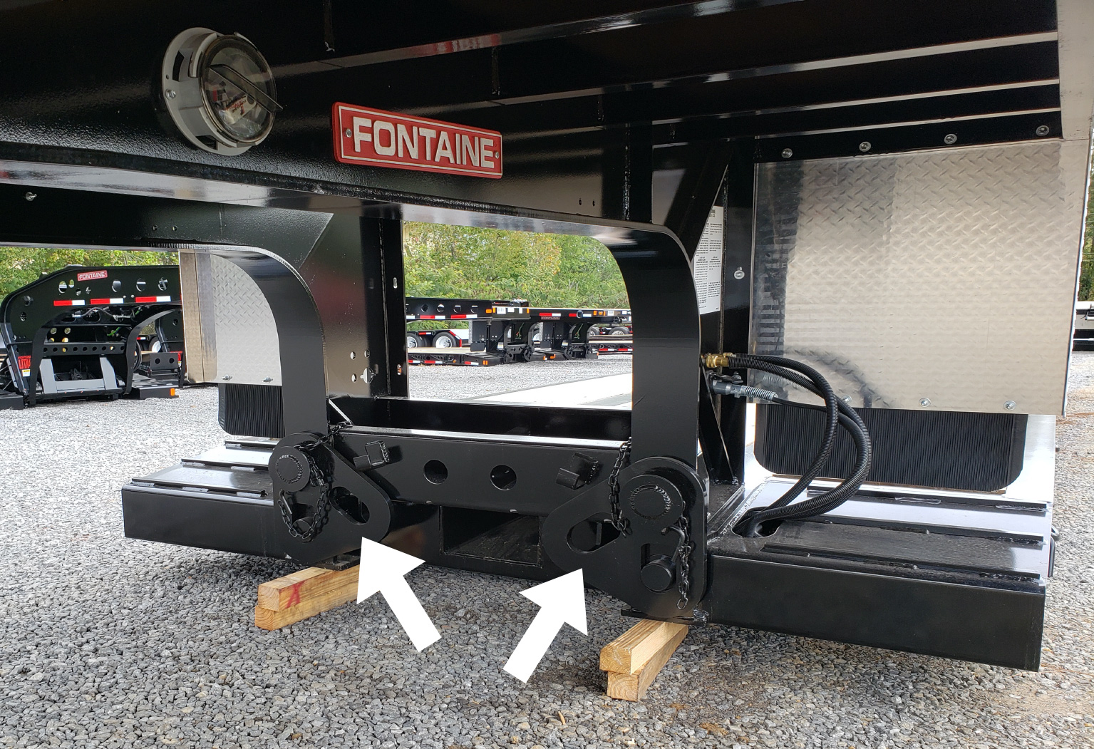 Renegade mechanical gooseneck lowbed adjustable ride height.